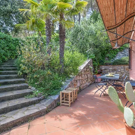 Villa Villino Martini Marciana